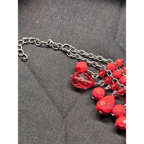 Vintage Red Beaded Dangle Bracelet With Silver Chain & Clasp - Picture 7 of 7